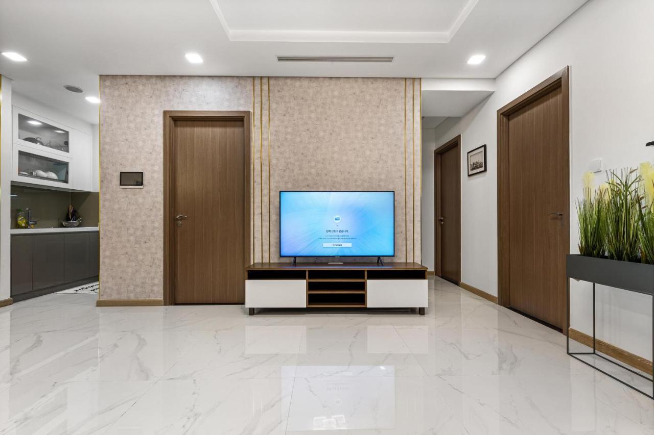 *Bom Homes* Vinhomes Central Park- Luxury Apartment Хошимин Экстерьер фото