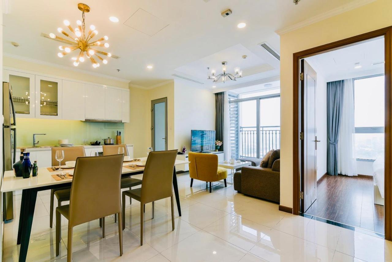 *Bom Homes* Vinhomes Central Park- Luxury Apartment Хошимин Экстерьер фото